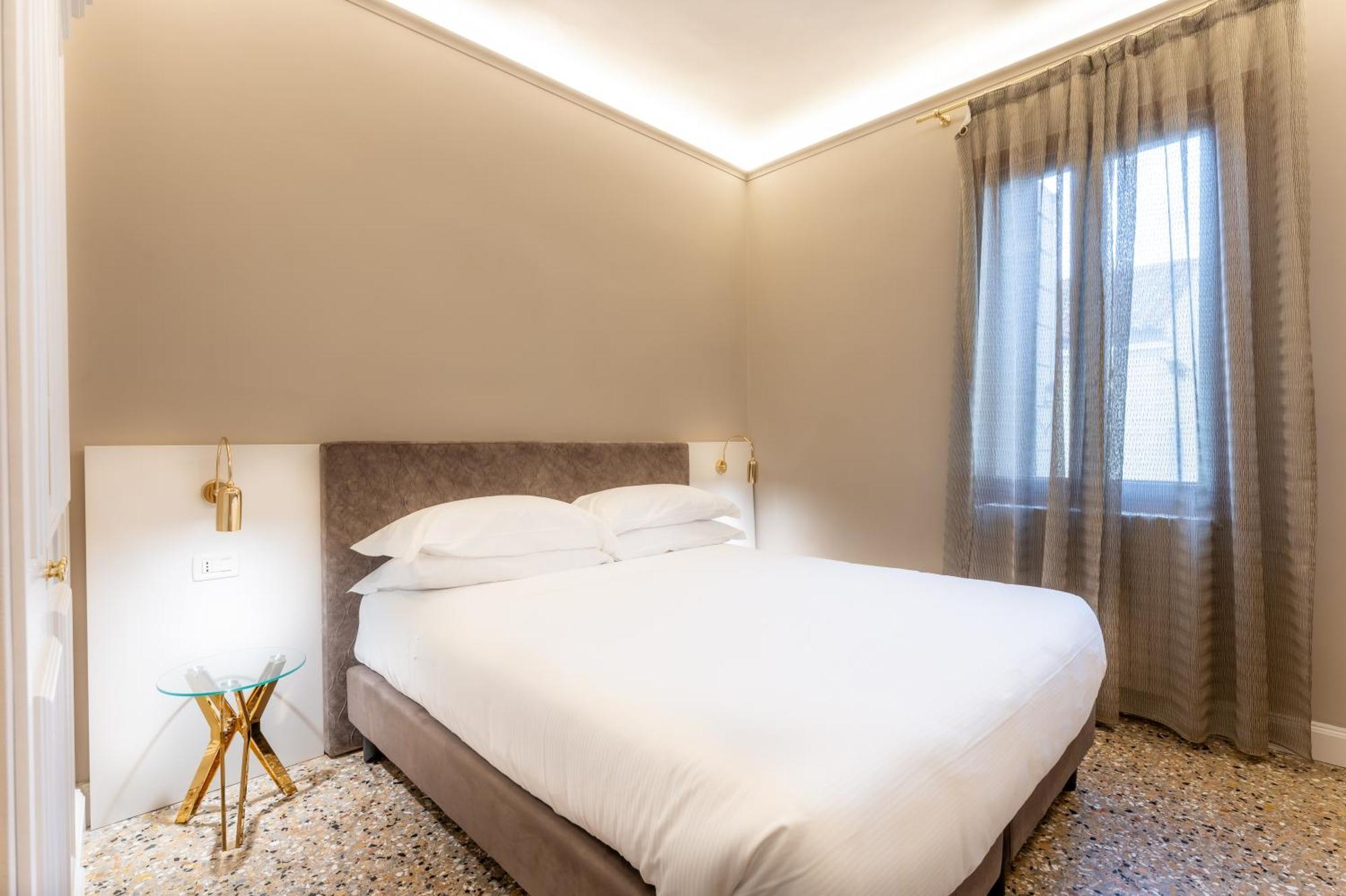 San Vio Palace Luxury Apartments Венеция Экстерьер фото
