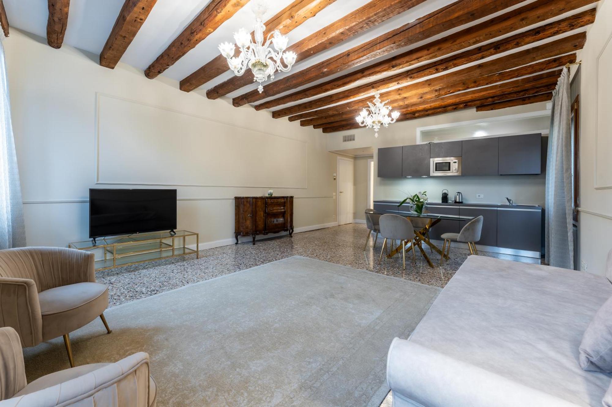 San Vio Palace Luxury Apartments Венеция Экстерьер фото