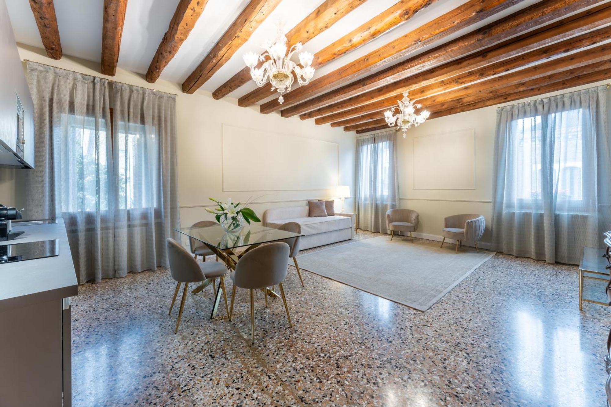 San Vio Palace Luxury Apartments Венеция Экстерьер фото