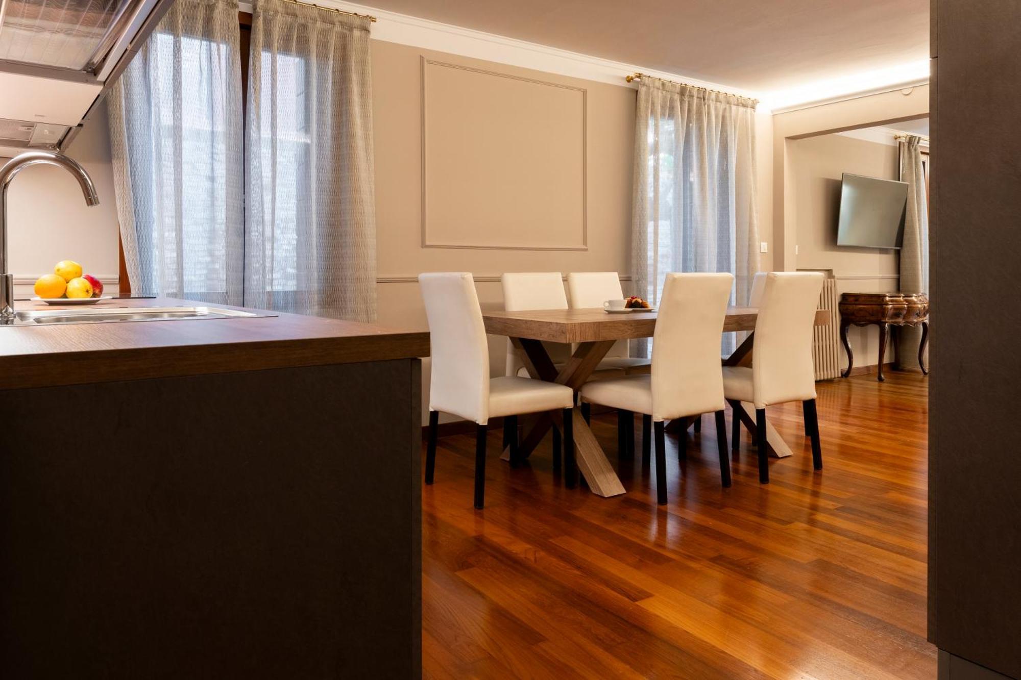 San Vio Palace Luxury Apartments Венеция Экстерьер фото